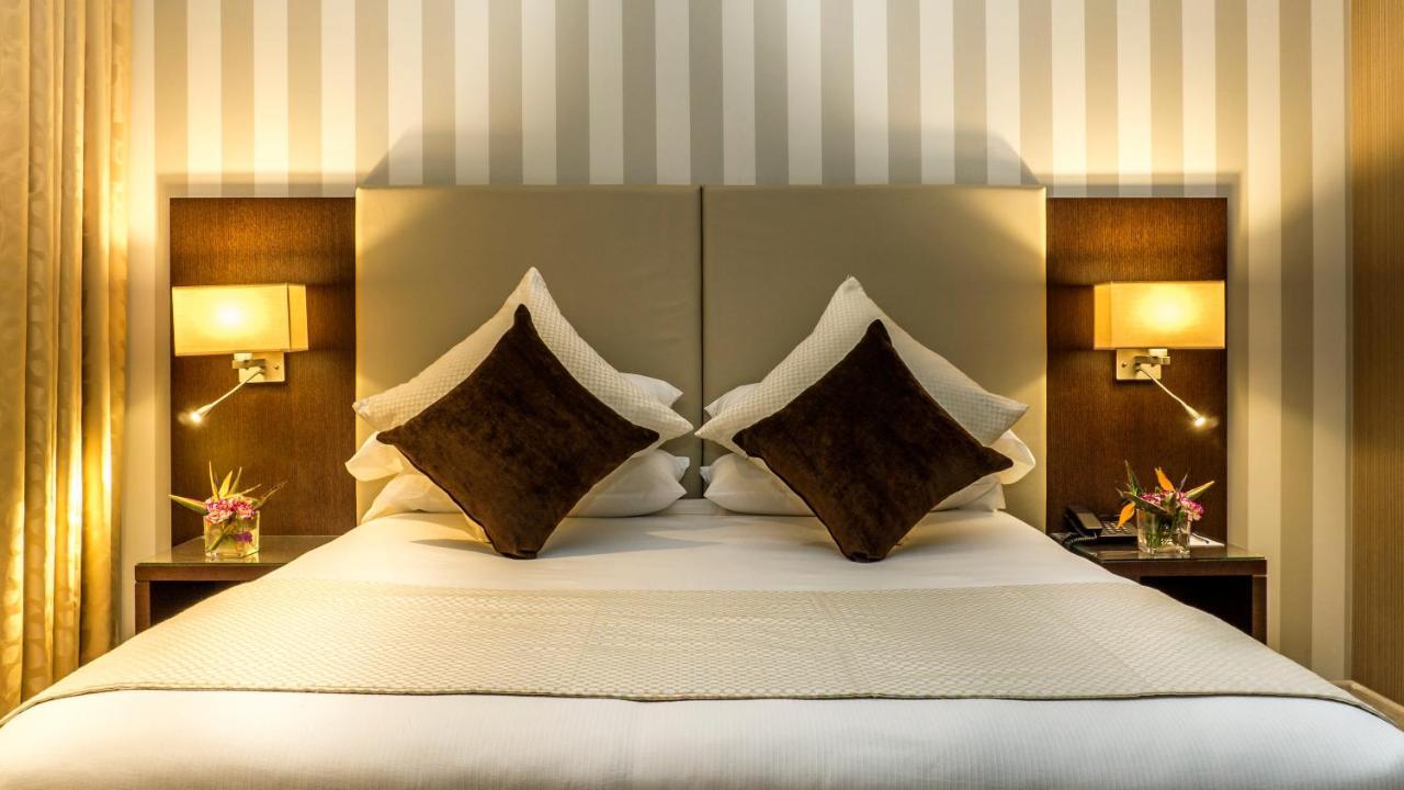 Az Hotels Зеларда Екстериор снимка