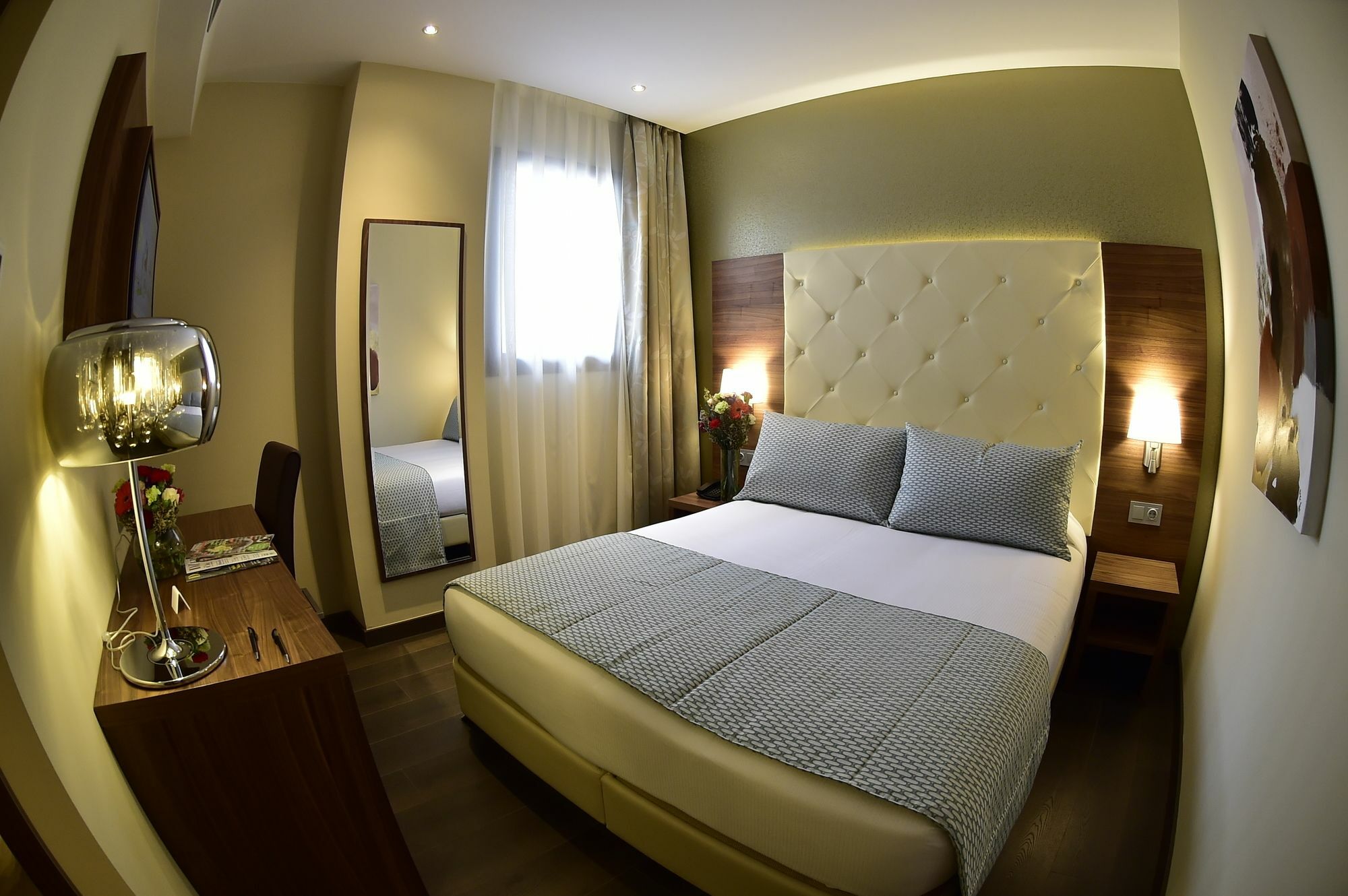 Az Hotels Зеларда Екстериор снимка