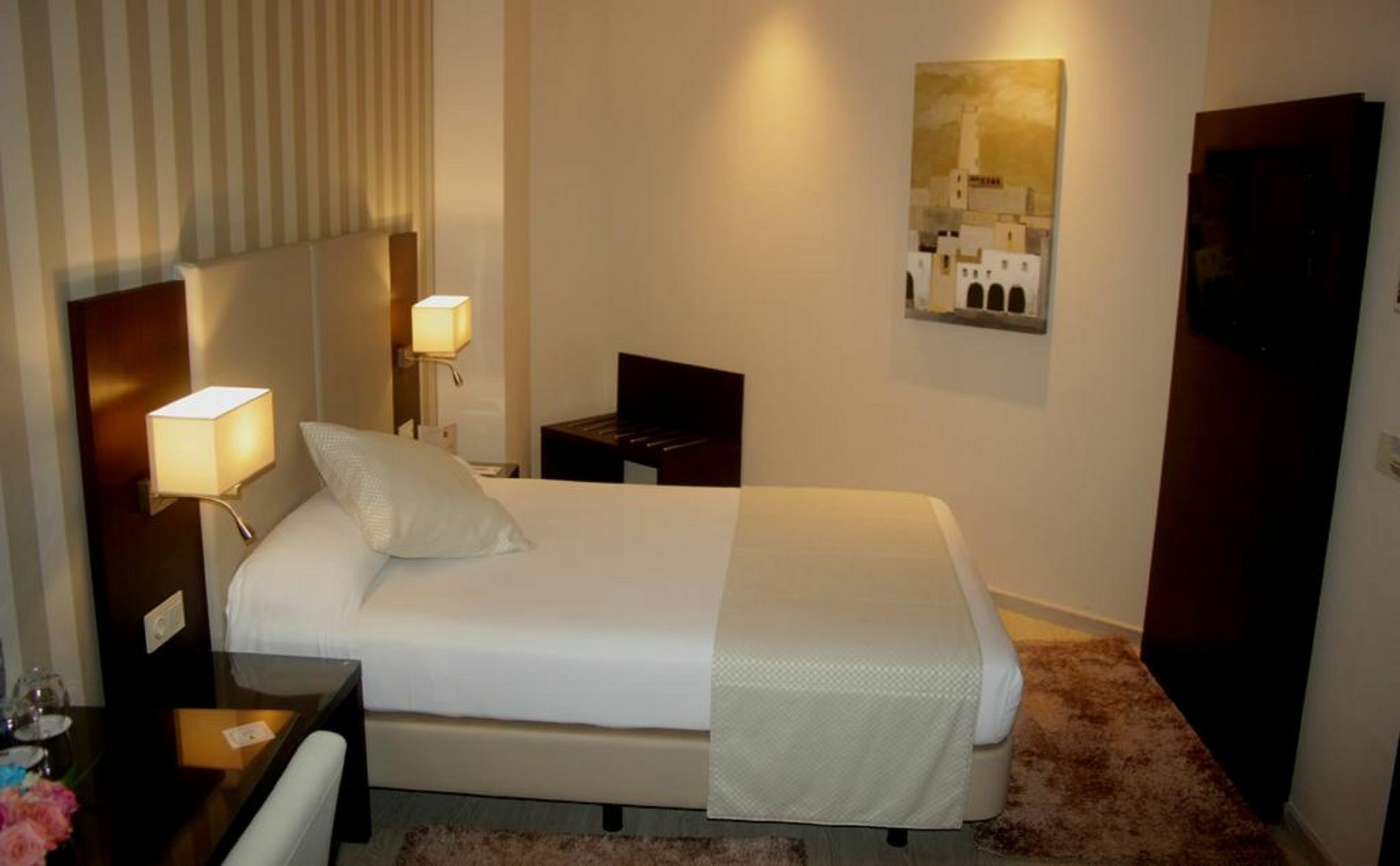 Az Hotels Зеларда Екстериор снимка